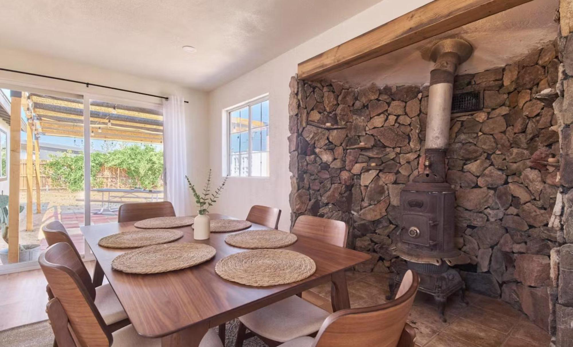 ג'ושואה טרי Twin Palms Desert Getaway - Jacuzzi, Fire Pit, Meditation Room & More מראה חיצוני תמונה